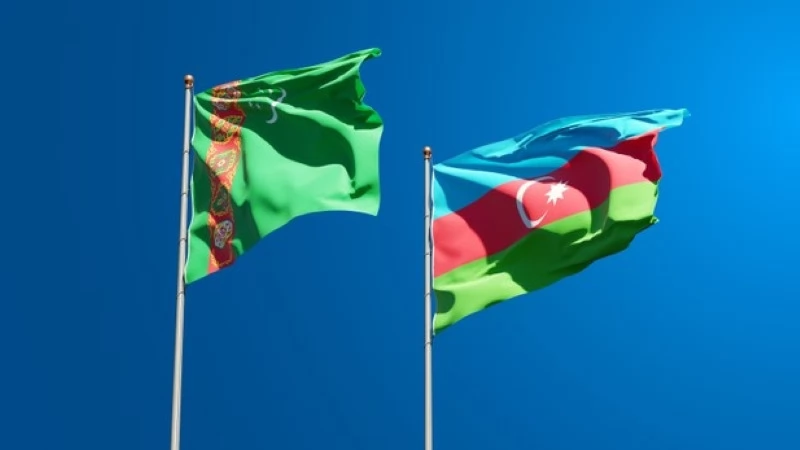 Президент Туркменистана принял министра экономики Азербайджанской Республики